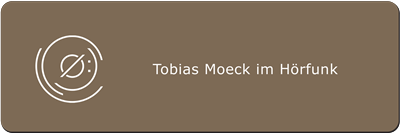 Sprecher Tobias Moeck im Hörfunk